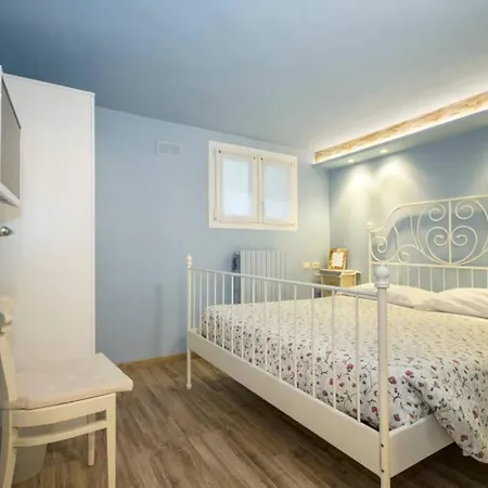 Couette-café La Contrada 3*